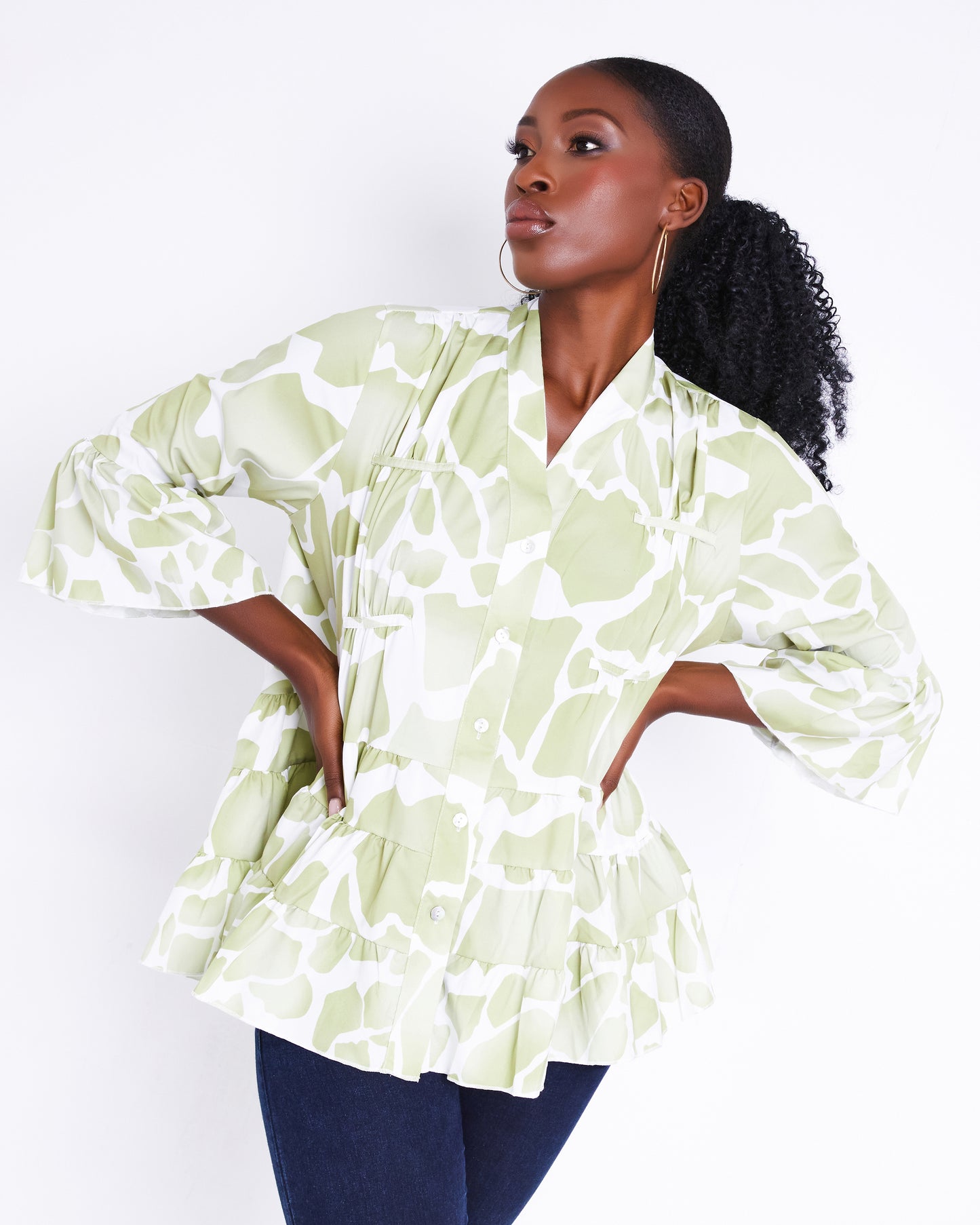 Mint Women's Green Giraffe animal print tiered blouse